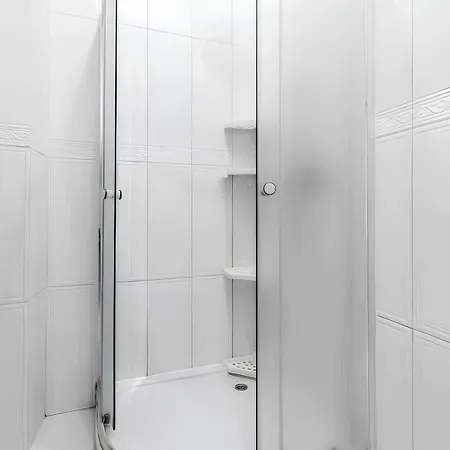 Nest Apartment *